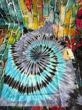 U.S. Vintage Tie-Dye Spiral Tank Top - Blue & Black small